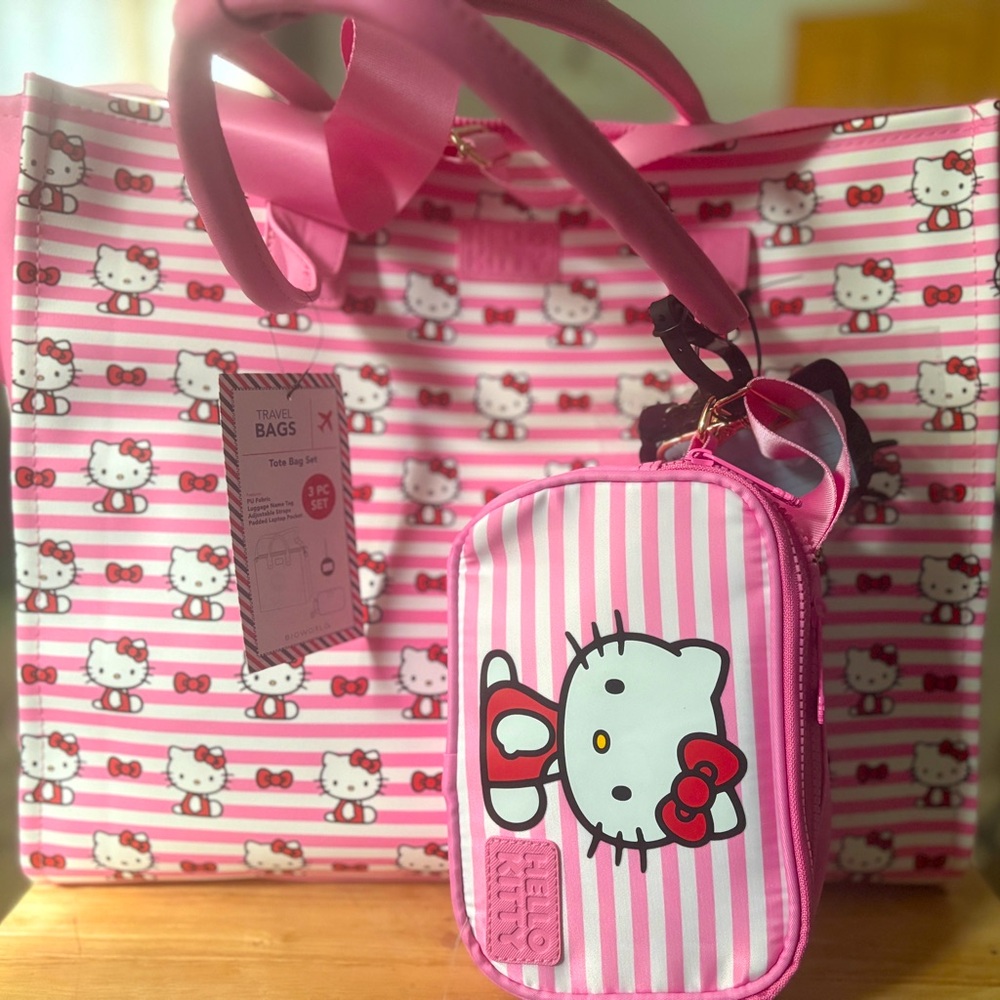 3PC HELLO KITTY TRAVELERS SET